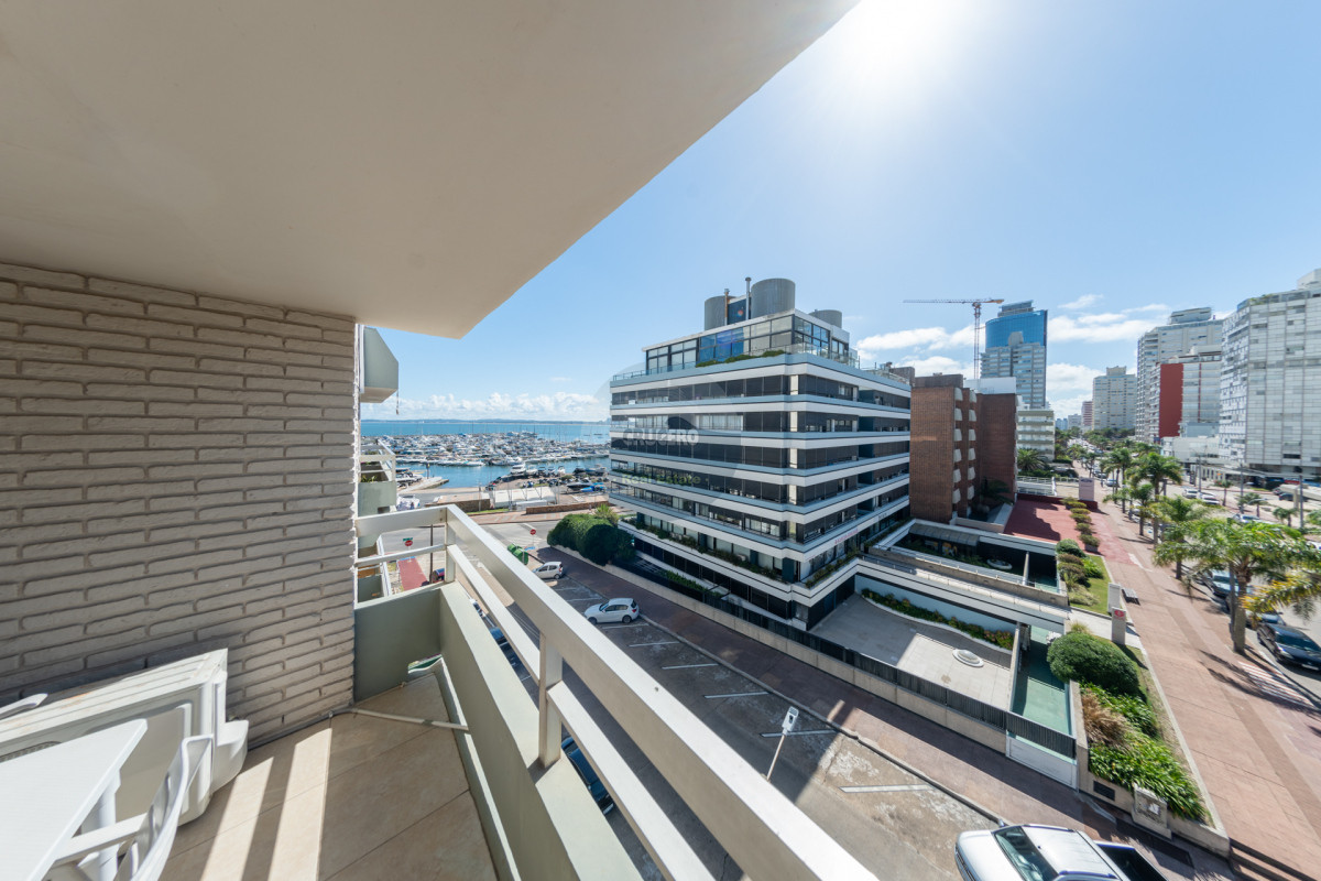 Apartamento ID.6484 - VENTA APARTAMENTO 3 DORMITORIOS EN PUERTO 
