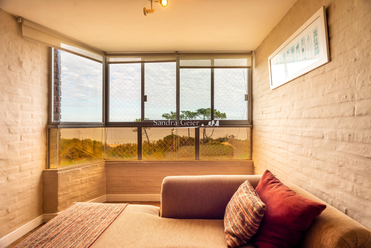 Apartamento ID.2945 -  Venta Mansa Departamento en venta, 3 dormitorios en Playa Mansa