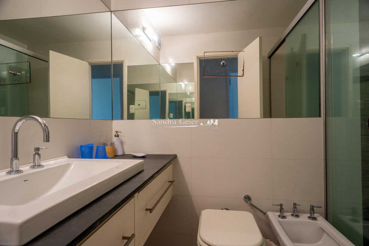 Apartamento ID.2945 -  Venta Mansa Departamento en venta, 3 dormitorios en Playa Mansa