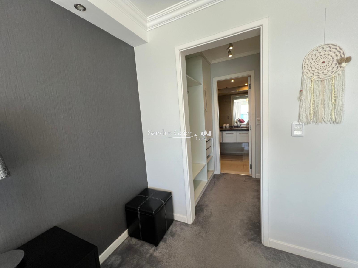 Apartamento ID.3186 - Venta apartamento 3 dormitorios más dependencia