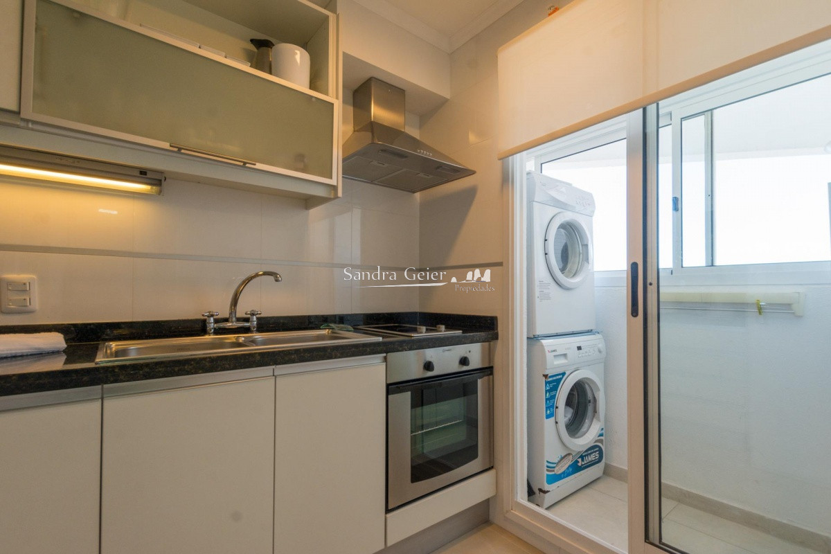 Apartamento ID.2491 -   Apartamento 2 dormitorios  Parrillero propio Mansa Punta del Este