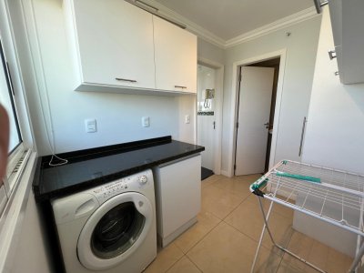 Apartamento ID.3186 - Venta apartamento 3 dormitorios más dependencia