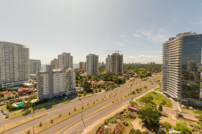 Apartamento ID.2491 -   Apartamento 2 dormitorios  Parrillero propio Mansa Punta del Este
