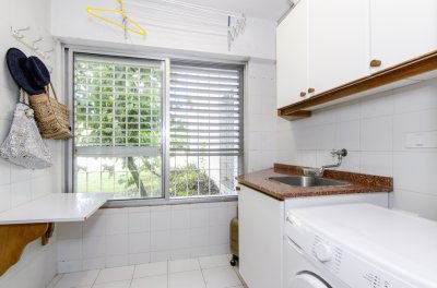 Apartamento ID.2943 - brava venta como una casa divina planta primera fila frente al mar