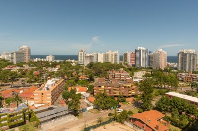 Apartamento ID.2491 -   Apartamento 2 dormitorios  Parrillero propio Mansa Punta del Este