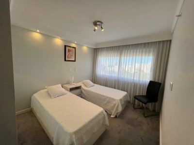 Apartamento ID.3186 - Venta apartamento 3 dormitorios más dependencia