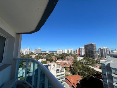 Apartamento ID.3186 - Venta apartamento 3 dormitorios más dependencia
