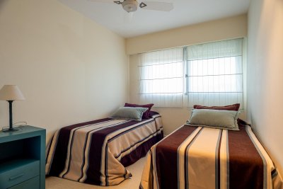 Apartamento ID.2945 -  Venta Mansa Departamento en venta, 3 dormitorios en Playa Mansa