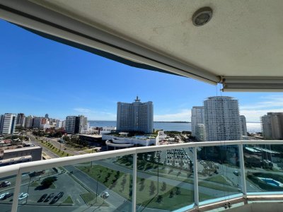 Apartamento ID.3186 - Venta apartamento 3 dormitorios más dependencia