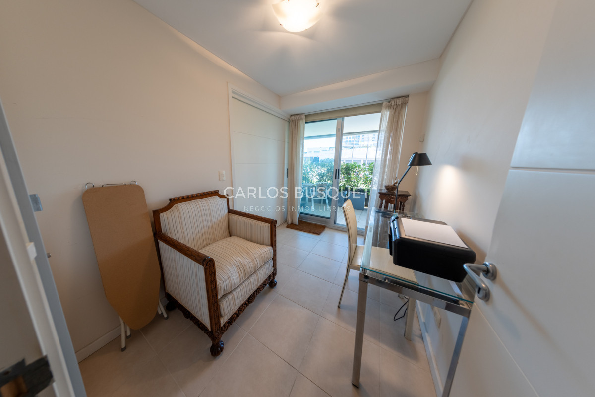 Apartamento ID.1072 - Venta apartamento 3 dormitorios Punta del Este Playa Mansa 