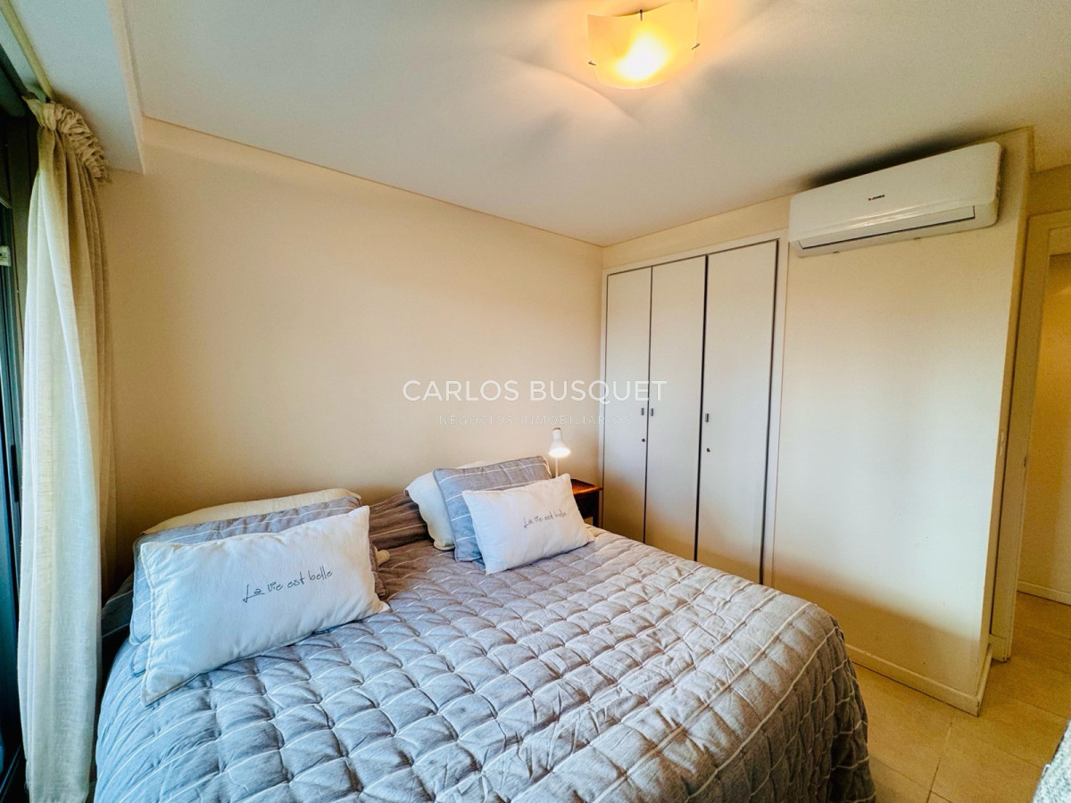 Apartamento ID.1072 - Venta apartamento 3 dormitorios Punta del Este Playa Mansa 
