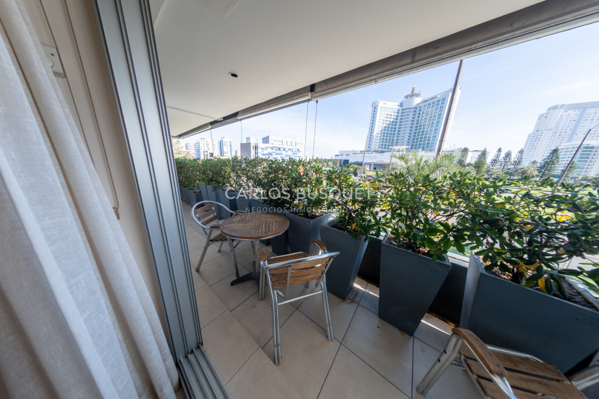 Apartamento ID.1072 - Venta apartamento 3 dormitorios Punta del Este Playa Mansa 