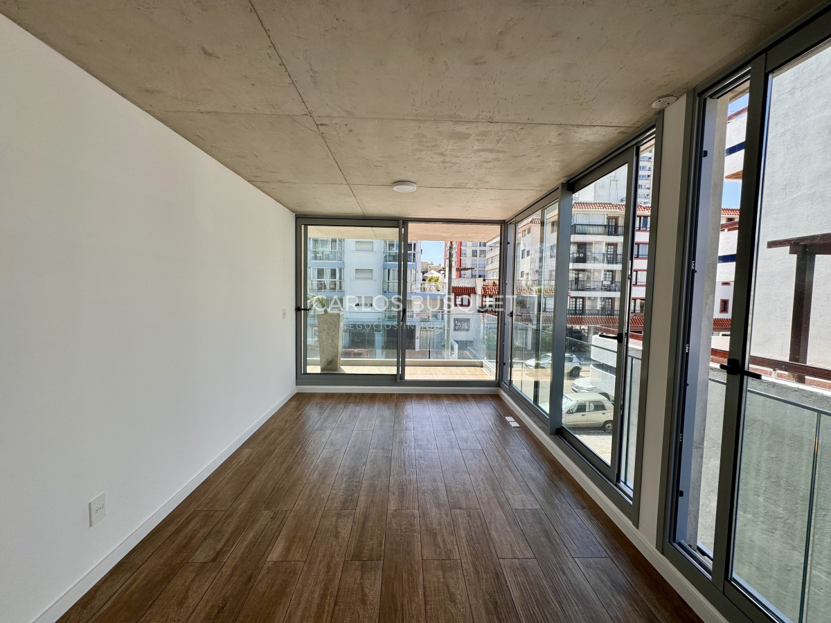 Apartamento ID.1073 - APTO DE 1 DORMITORIO EN PLENO CORAZON DE LA PENINSULA