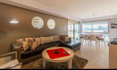 Venta Apartamento 3 dormitorios Playa Mansa Punta del Este