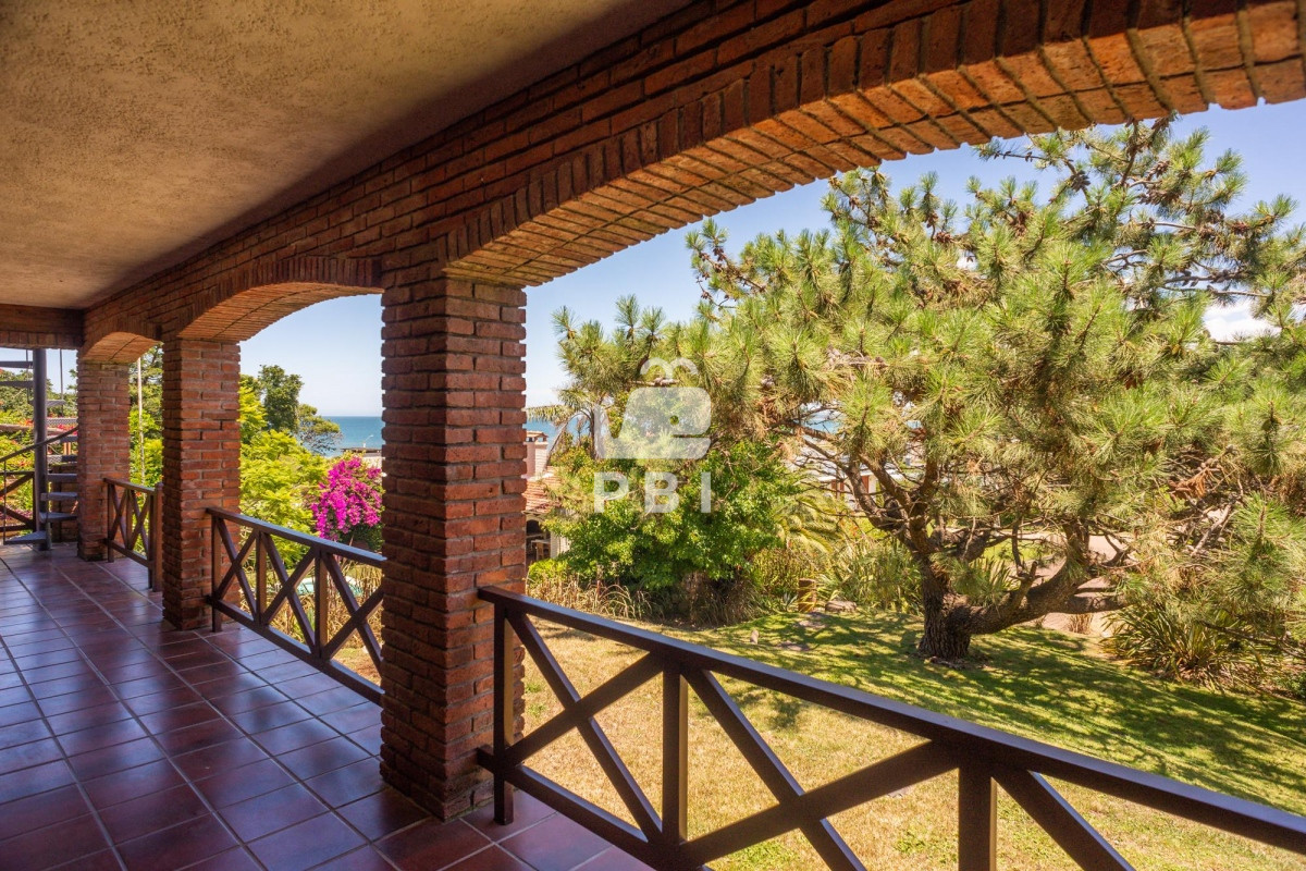 VmVudGEgQ2FzYSA1IGRvcm1pdG9yaW9zIFB1bnRhIEJhbGxlbmEgUGlzY2luYSB2aXN0YSBhbCBNYXIgLSBSZWYgOiBQQkkxMjcyMw==