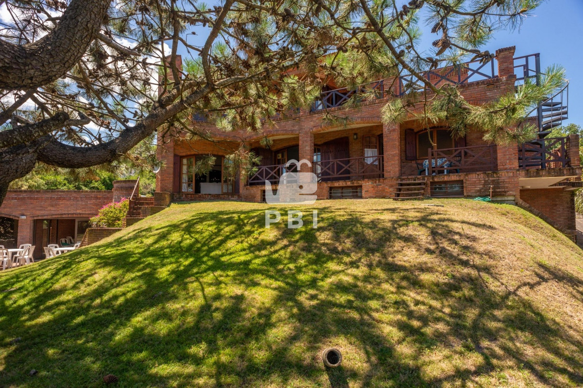 VmVudGEgQ2FzYSA1IGRvcm1pdG9yaW9zIFB1bnRhIEJhbGxlbmEgUGlzY2luYSB2aXN0YSBhbCBNYXIgLSBSZWYgOiBQQkkxMjcyMw==