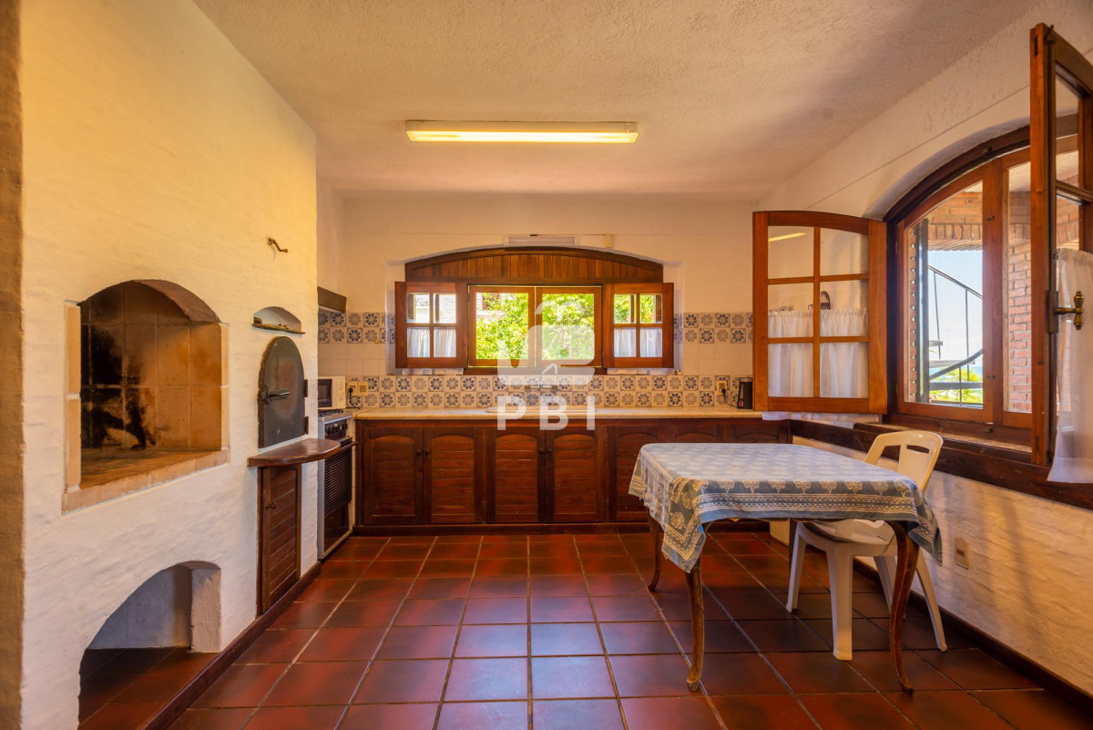 VmVudGEgQ2FzYSA1IGRvcm1pdG9yaW9zIFB1bnRhIEJhbGxlbmEgUGlzY2luYSB2aXN0YSBhbCBNYXIgLSBSZWYgOiBQQkkxMjcyMw==