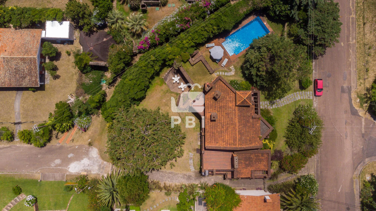 VmVudGEgQ2FzYSA1IGRvcm1pdG9yaW9zIFB1bnRhIEJhbGxlbmEgUGlzY2luYSB2aXN0YSBhbCBNYXIgLSBSZWYgOiBQQkkxMjcyMw==