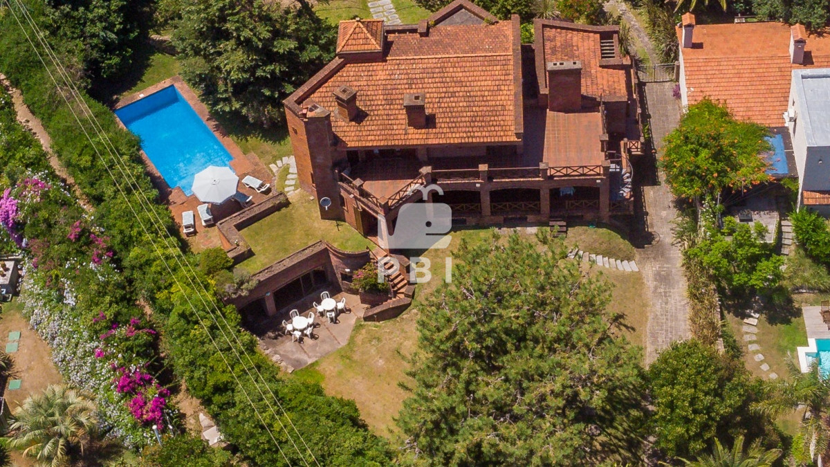 VmVudGEgQ2FzYSA1IGRvcm1pdG9yaW9zIFB1bnRhIEJhbGxlbmEgUGlzY2luYSB2aXN0YSBhbCBNYXIgLSBSZWYgOiBQQkkxMjcyMw==