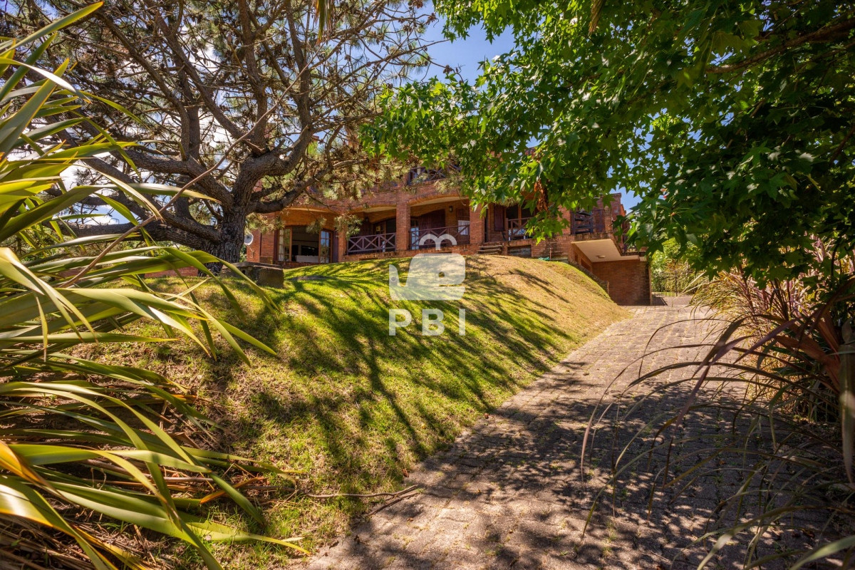 VmVudGEgQ2FzYSA1IGRvcm1pdG9yaW9zIFB1bnRhIEJhbGxlbmEgUGlzY2luYSB2aXN0YSBhbCBNYXIgLSBSZWYgOiBQQkkxMjcyMw==