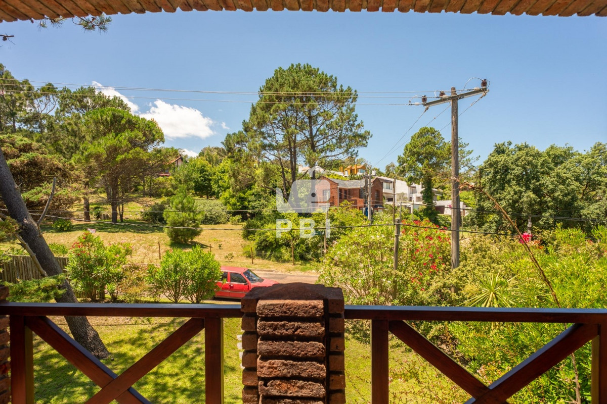 VmVudGEgQ2FzYSA1IGRvcm1pdG9yaW9zIFB1bnRhIEJhbGxlbmEgUGlzY2luYSB2aXN0YSBhbCBNYXIgLSBSZWYgOiBQQkkxMjcyMw==