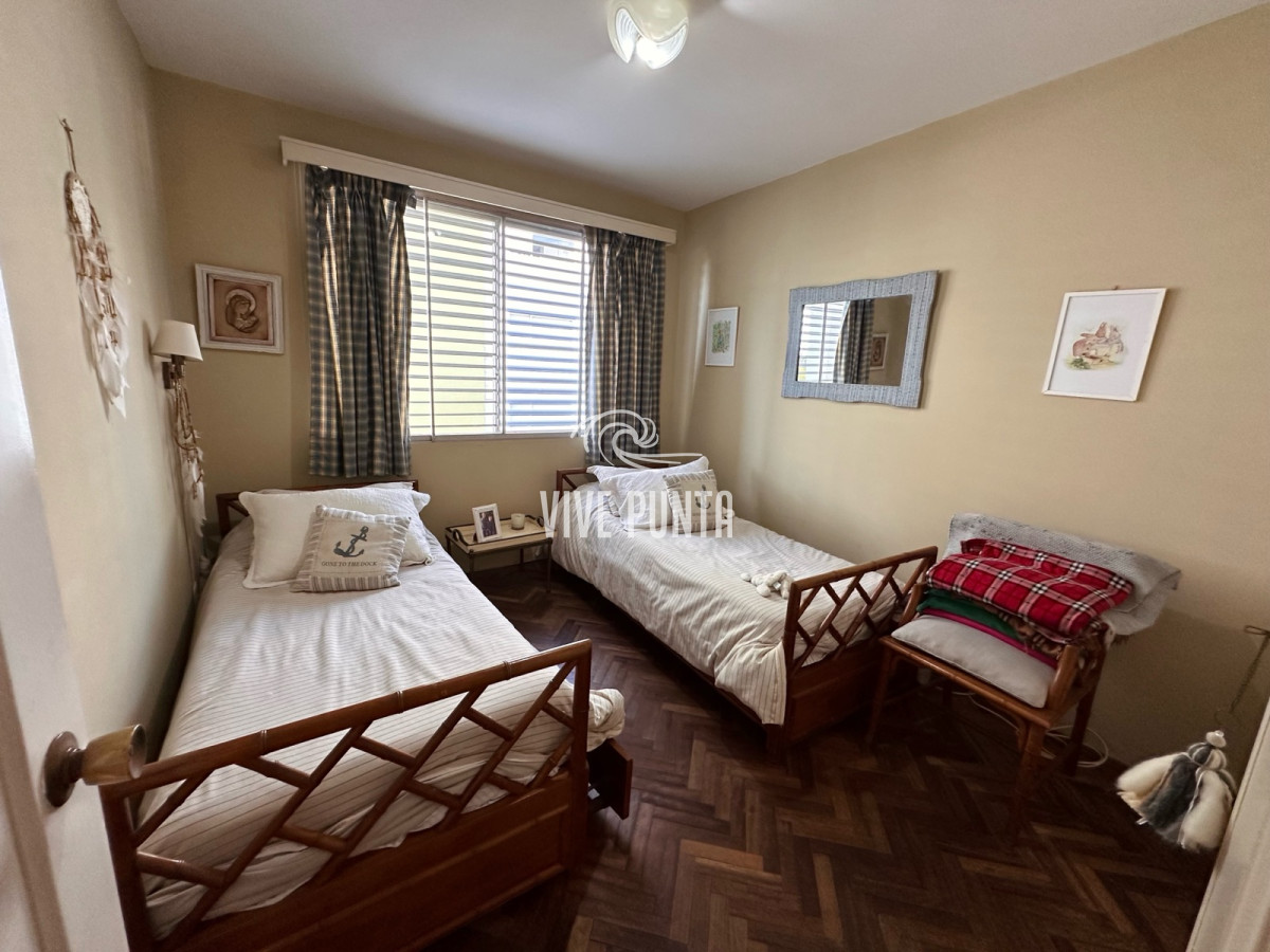 Apartamento ID.752 - Venta apartamento 3 dormitorios Peninsula, Punta del Este 