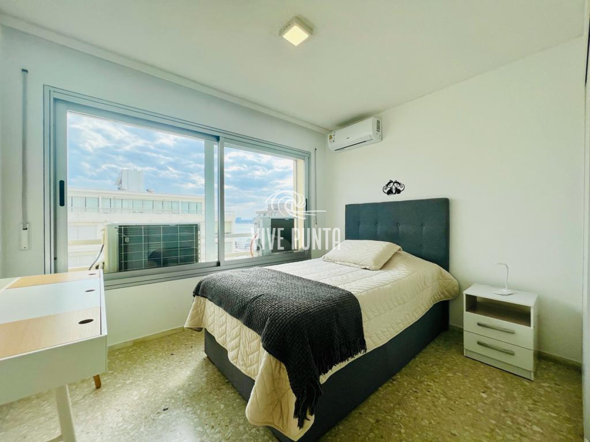 Apartamento ID.484 - Venta Apartamento 3 dormitorios Vista al mar Peninsula Punta del Este