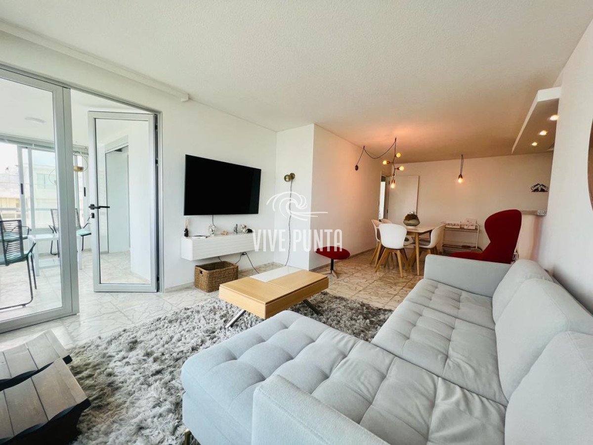 Apartamento ID.484 - Venta Apartamento 3 dormitorios Vista al mar Peninsula Punta del Este