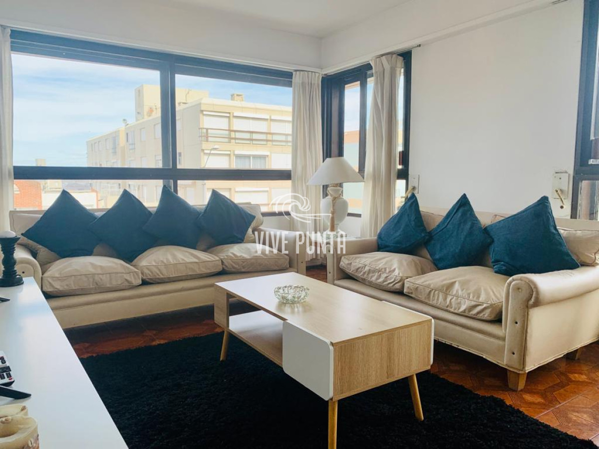 Apartamento ID.758 - Venta Apartamento 2 Dormitorios Península Punta del Este