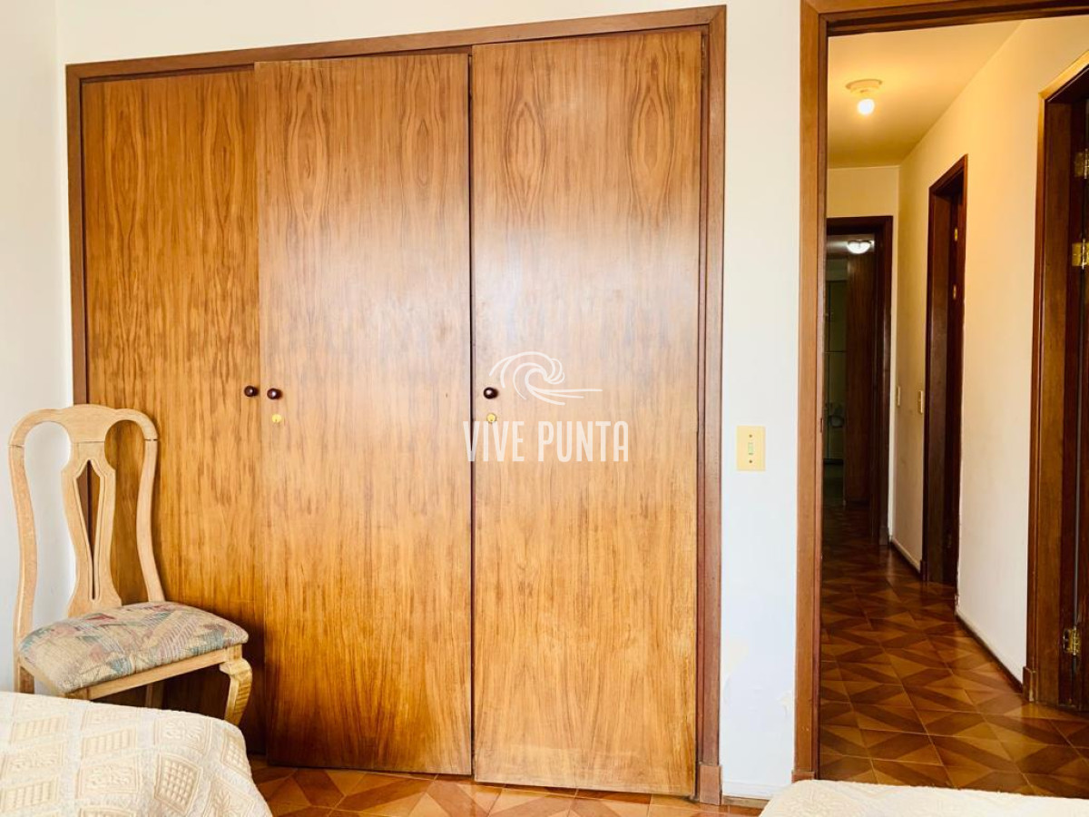 Apartamento ID.758 - Venta Apartamento 2 Dormitorios Península Punta del Este