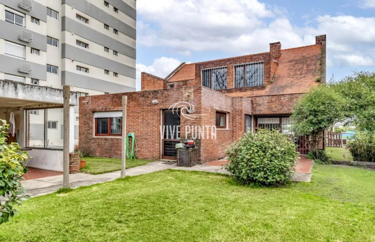 Casa ID.807 - Espectacular casa en Maldonado con muy buena construccion