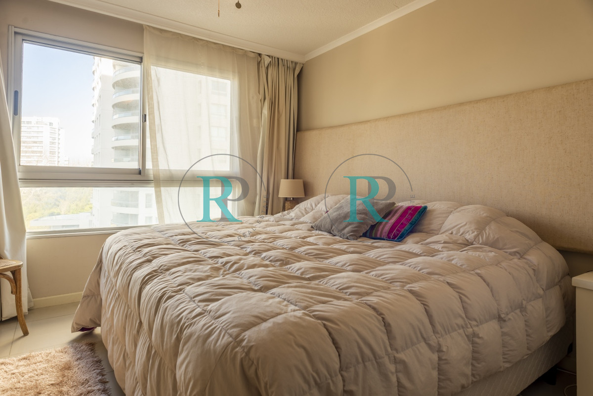 Apartamento ID.2117 - Venta Apartamento 3 dormitorios y dependencia en Ocean Drive Punta del Este