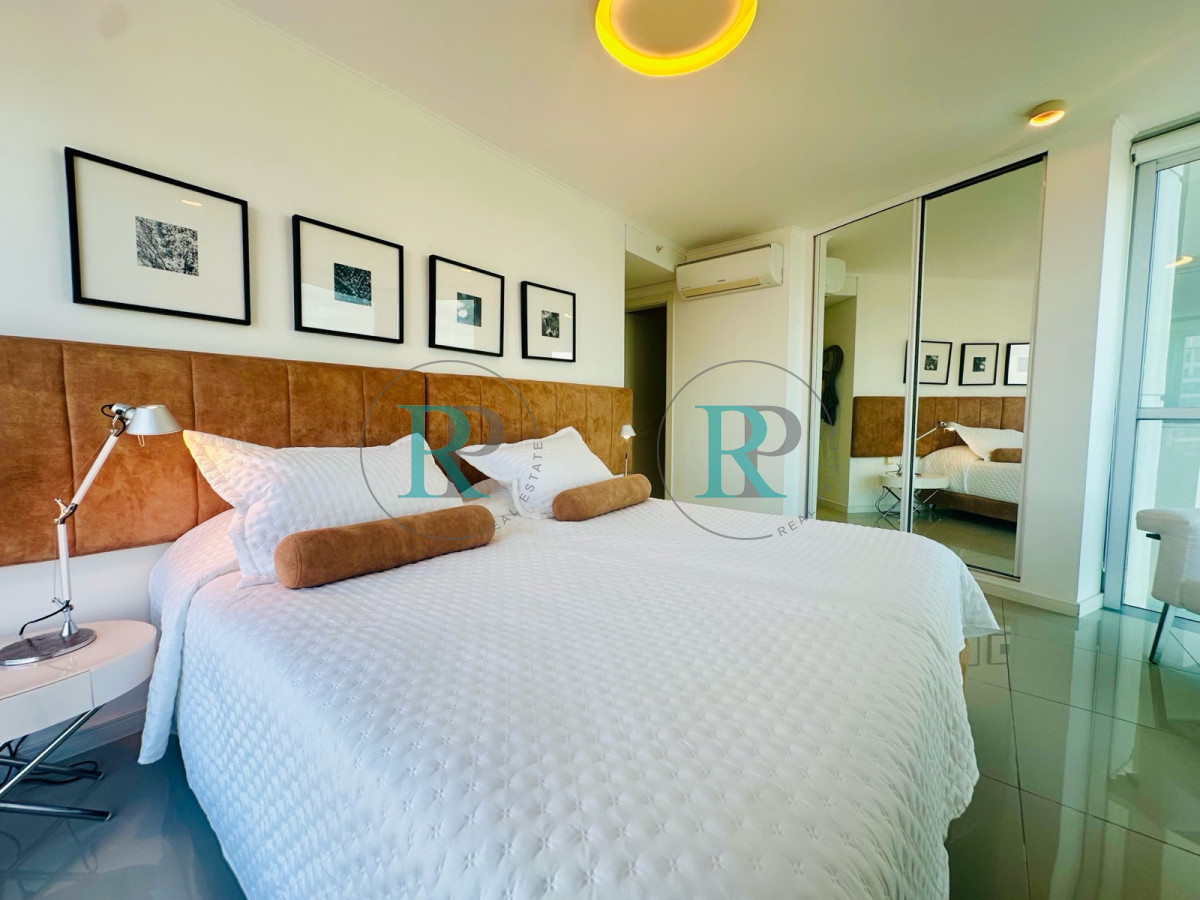 Apartamento ID.2492 - Venta apartamento 3 dormitorios vista al mar en Playa Brava