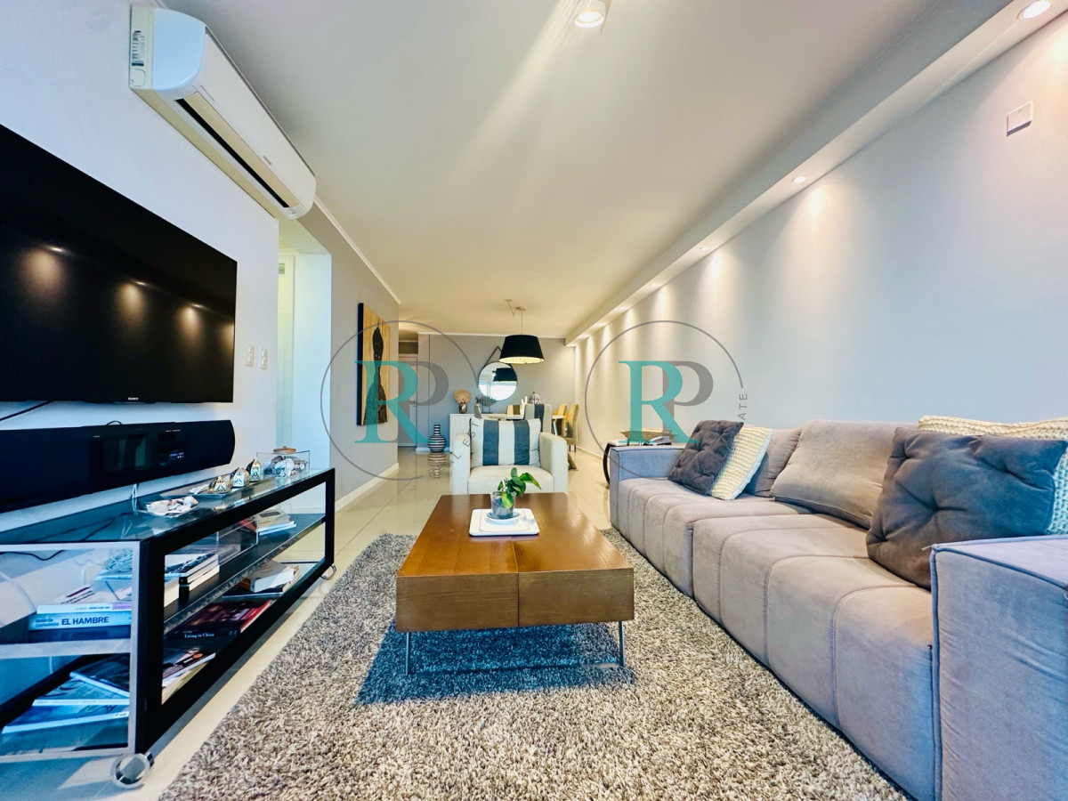 Apartamento ID.2492 - Venta apartamento 3 dormitorios vista al mar en Playa Brava