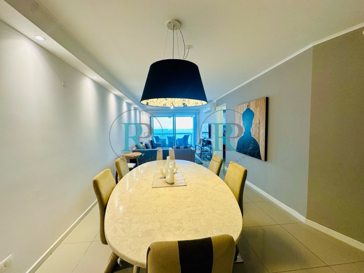 Apartamento ID.2492 - Venta apartamento 3 dormitorios vista al mar en Playa Brava