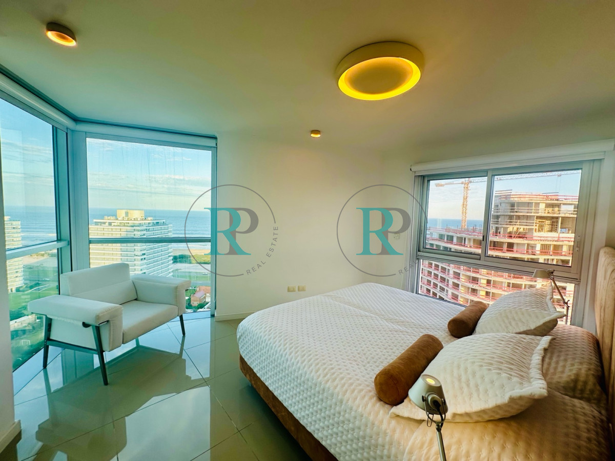 Apartamento ID.2492 - Venta apartamento 3 dormitorios vista al mar en Playa Brava