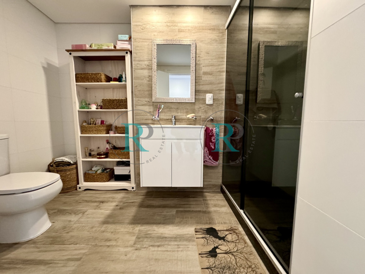 Apartamento ID.2010 - APARTAMENTO UBICADO A PASOS DEL SHOPING Y CENTROS MEDICOS