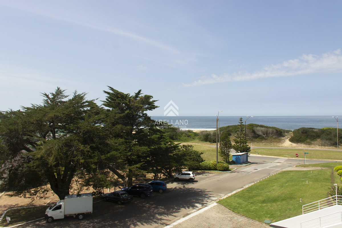 Apartamento ID.4492 - Venta apartamento 3 dormitorios 