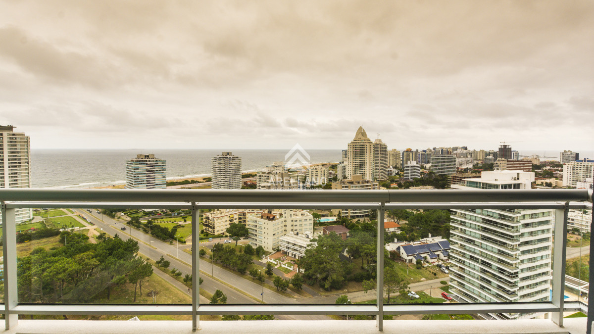 Apartamento ID.4514 - Apartamento en venta en Av. Roosevelt 
