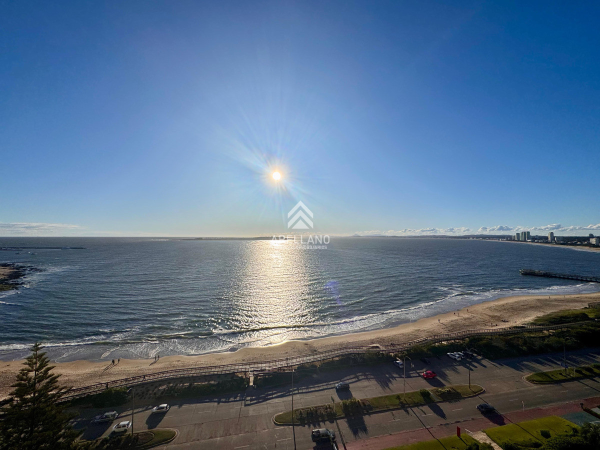 Apartamento ID.5602 - Apartamento en Venta , Punta del Este