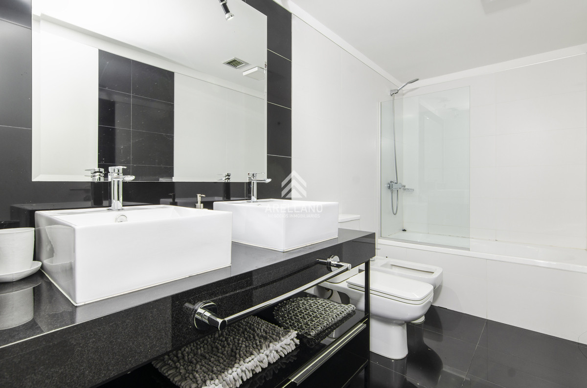 Apartamento ID.4492 - Venta apartamento 3 dormitorios 