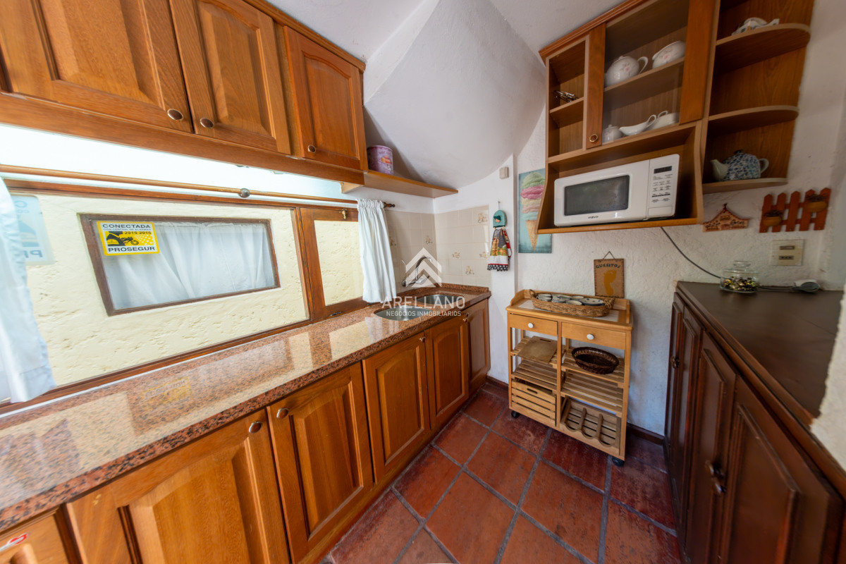 Casa ID.4590 - Venta Casa Quincho Pinares Punta del Este