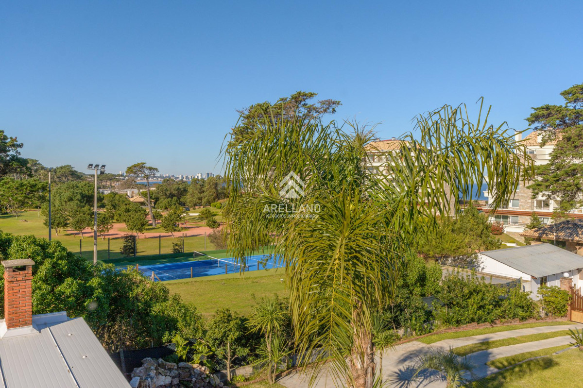 Casa ID.4687 - Venta casa 3 dormitorios en Pinares Playa Mansa