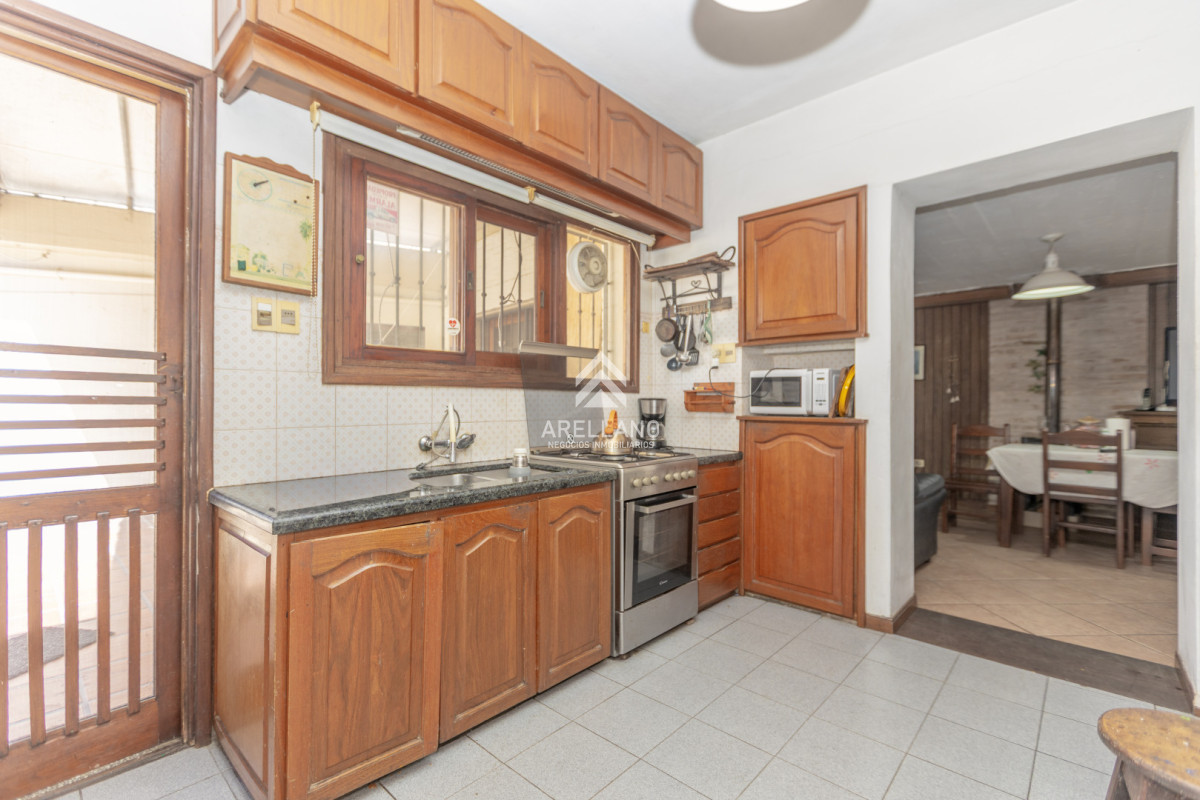 Casa ID.5879 - Venta casa 4 dormitorios
