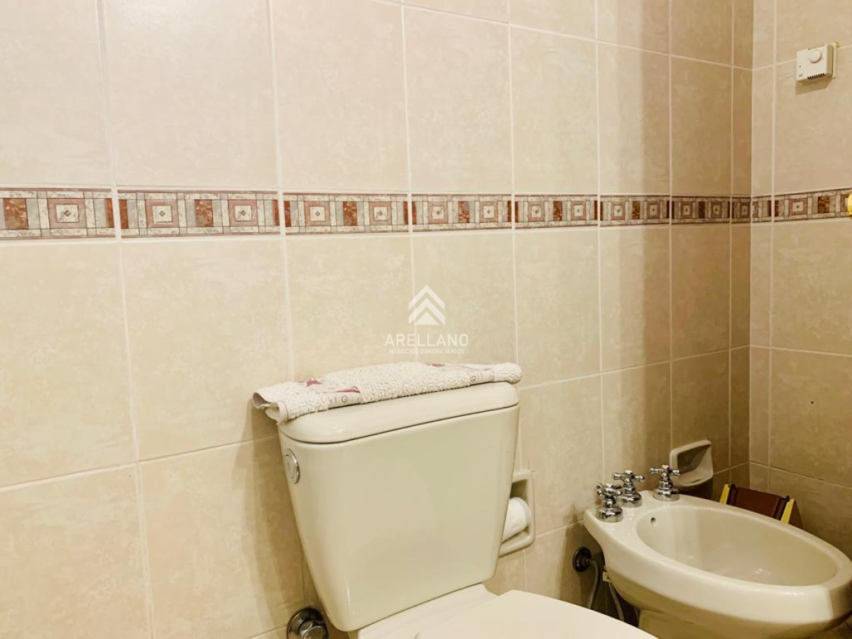 Casa ID.2669 - Casa en Playa Mansa 4 dormitorios cerca del mar