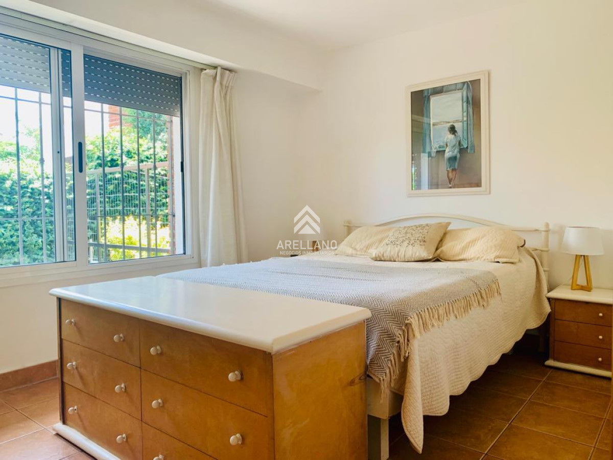 Casa ID.2669 - Casa en Playa Mansa 4 dormitorios cerca del mar