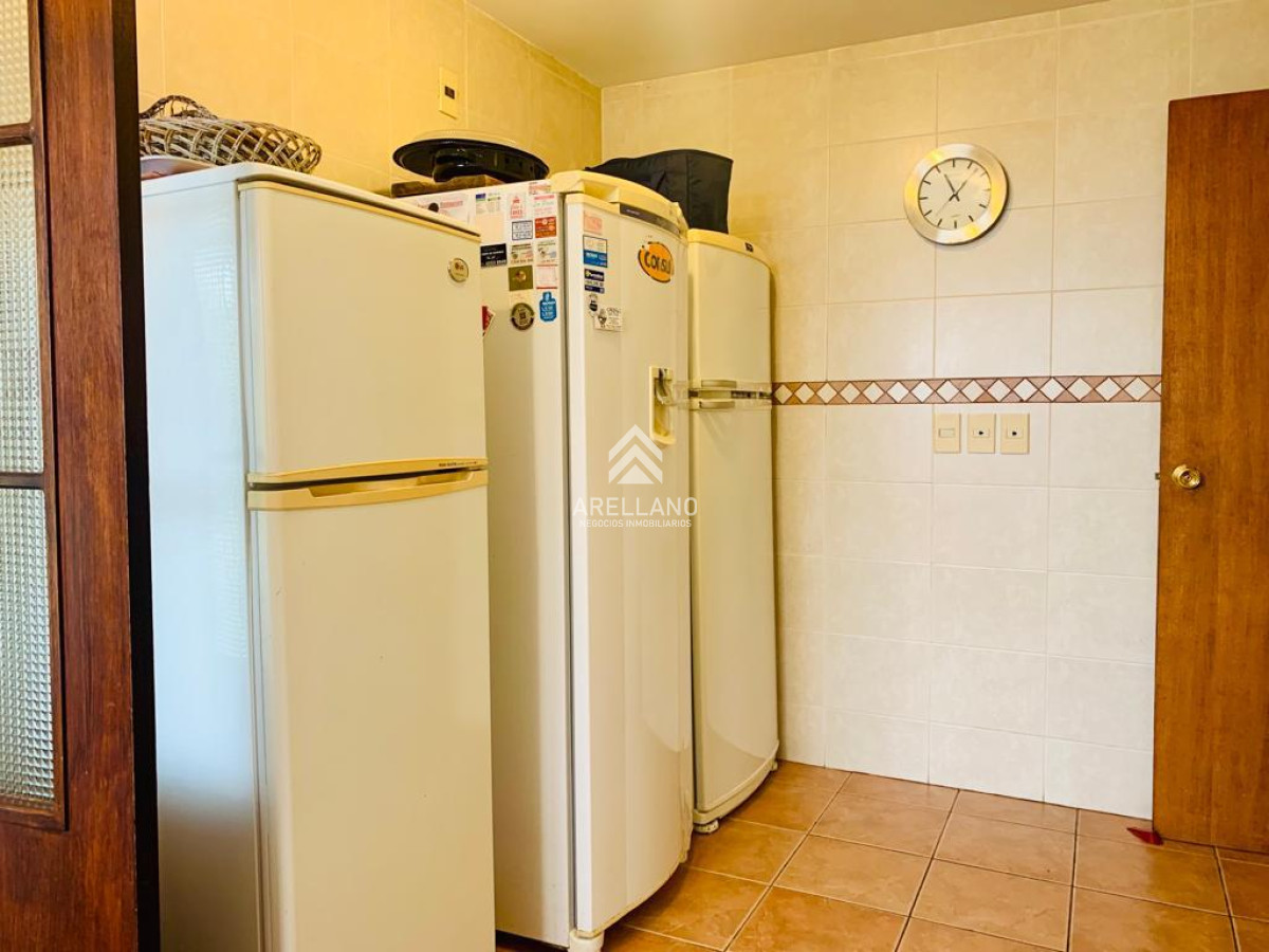Casa ID.2669 - Casa en Playa Mansa 4 dormitorios cerca del mar