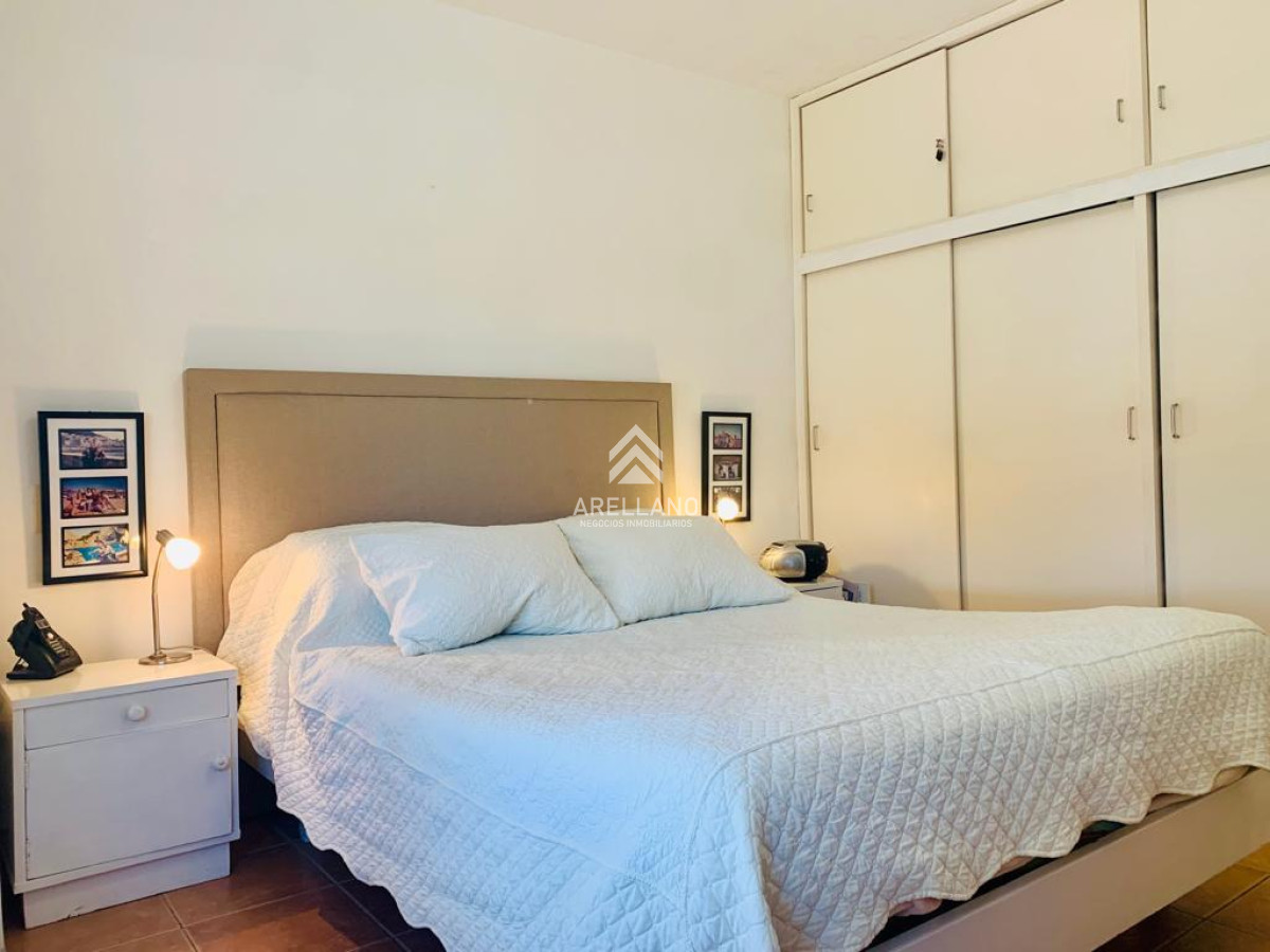Casa ID.2669 - Casa en Playa Mansa 4 dormitorios cerca del mar