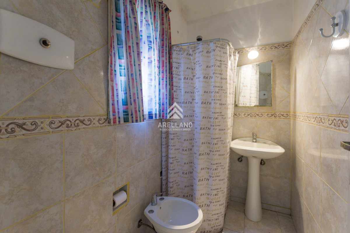 Casa ID.4054 - Venta casa 3 dormitorios y dependencia Playa Mansa 