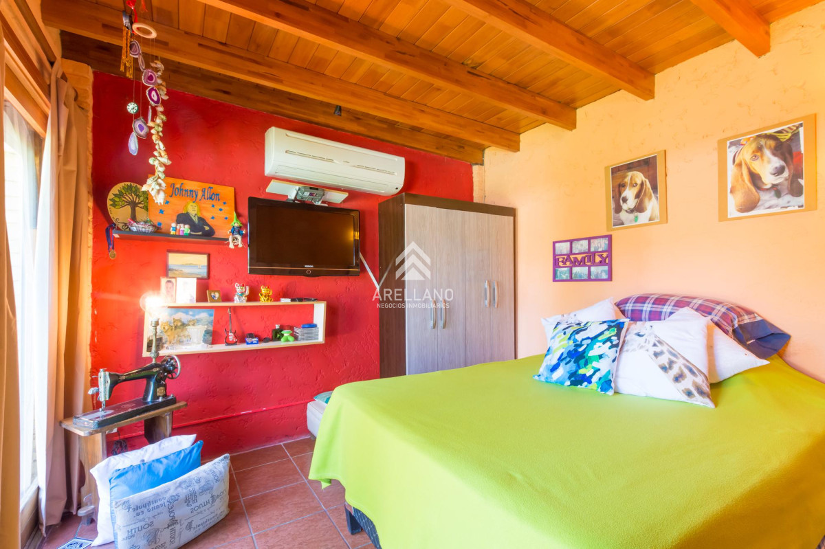 Casa ID.3919 - Venta Casa 4 dormitorios  - Playa Mansa
